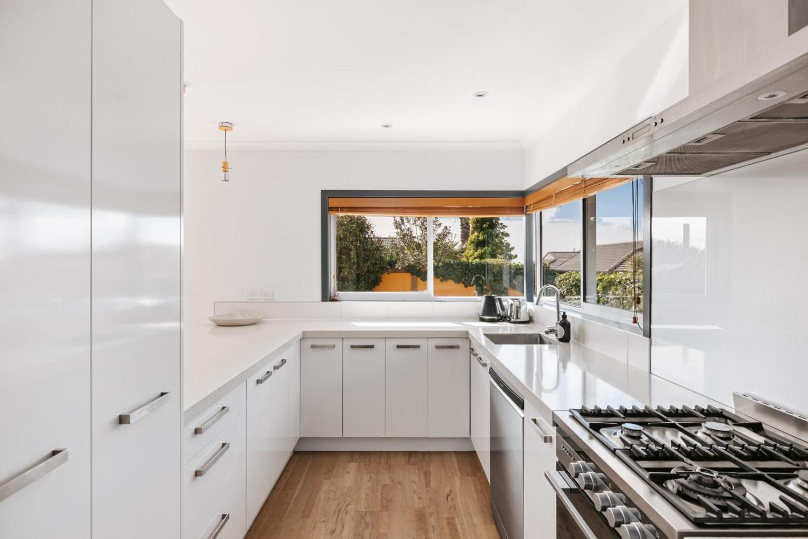 Seaside Beach Retreat - Outdoor Living Villa Mount Maunganui Exterior photo