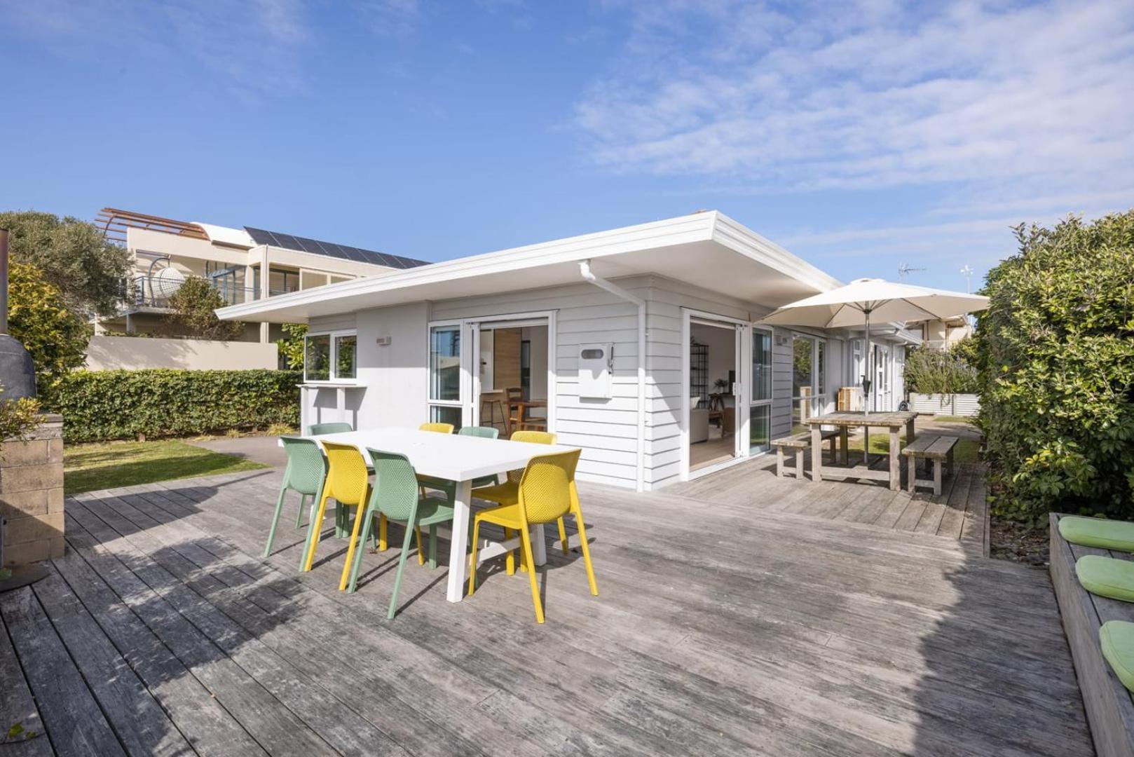 Seaside Beach Retreat - Outdoor Living Villa Mount Maunganui Exterior photo