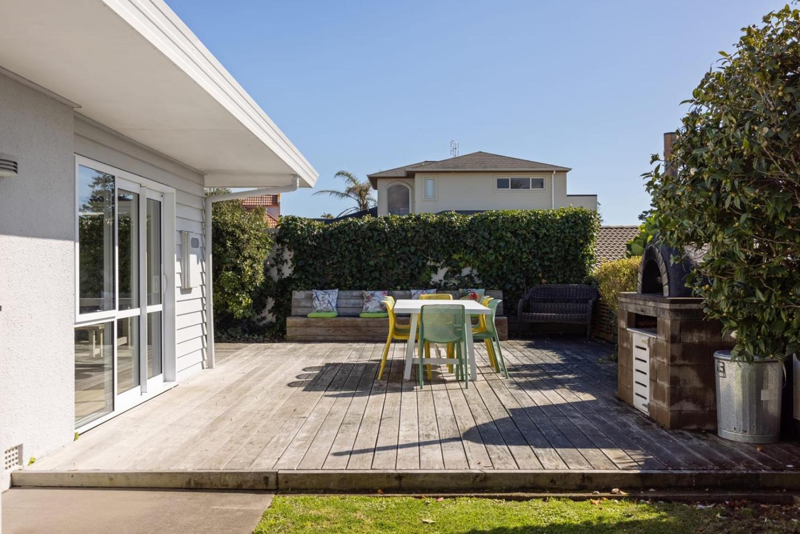 Seaside Beach Retreat - Outdoor Living Villa Mount Maunganui Exterior photo